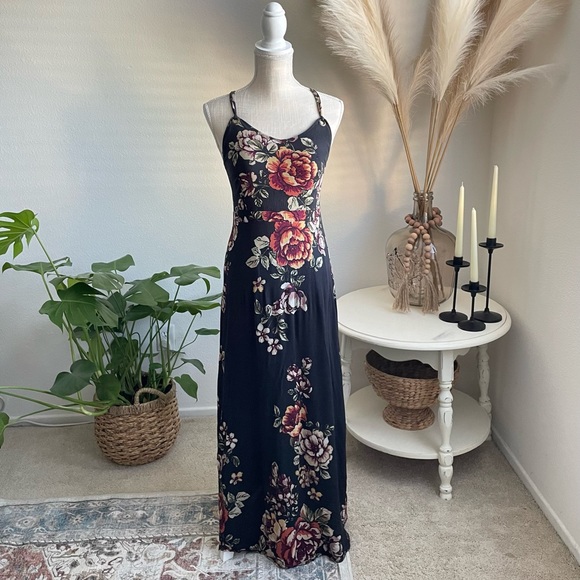 Dress Forum Dresses & Skirts - Dark Charcoal Floral Maxi Dress